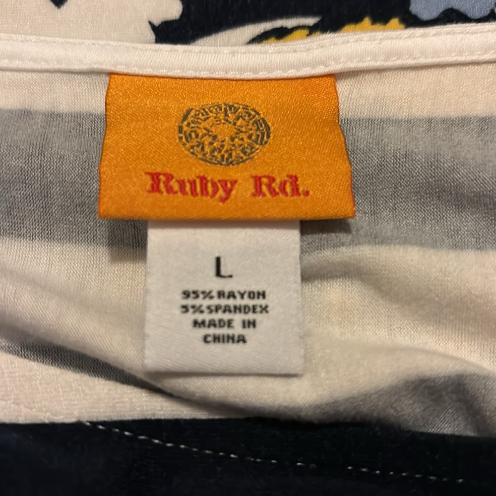 Ruby Rd Blouse - Picture 9 of 10